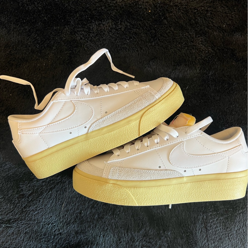 Nike Blazer Low Platform - size 6.5
